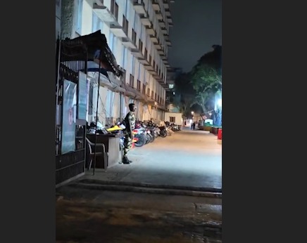 Sion Hospital Ke Andar Parking Se ECM Chori