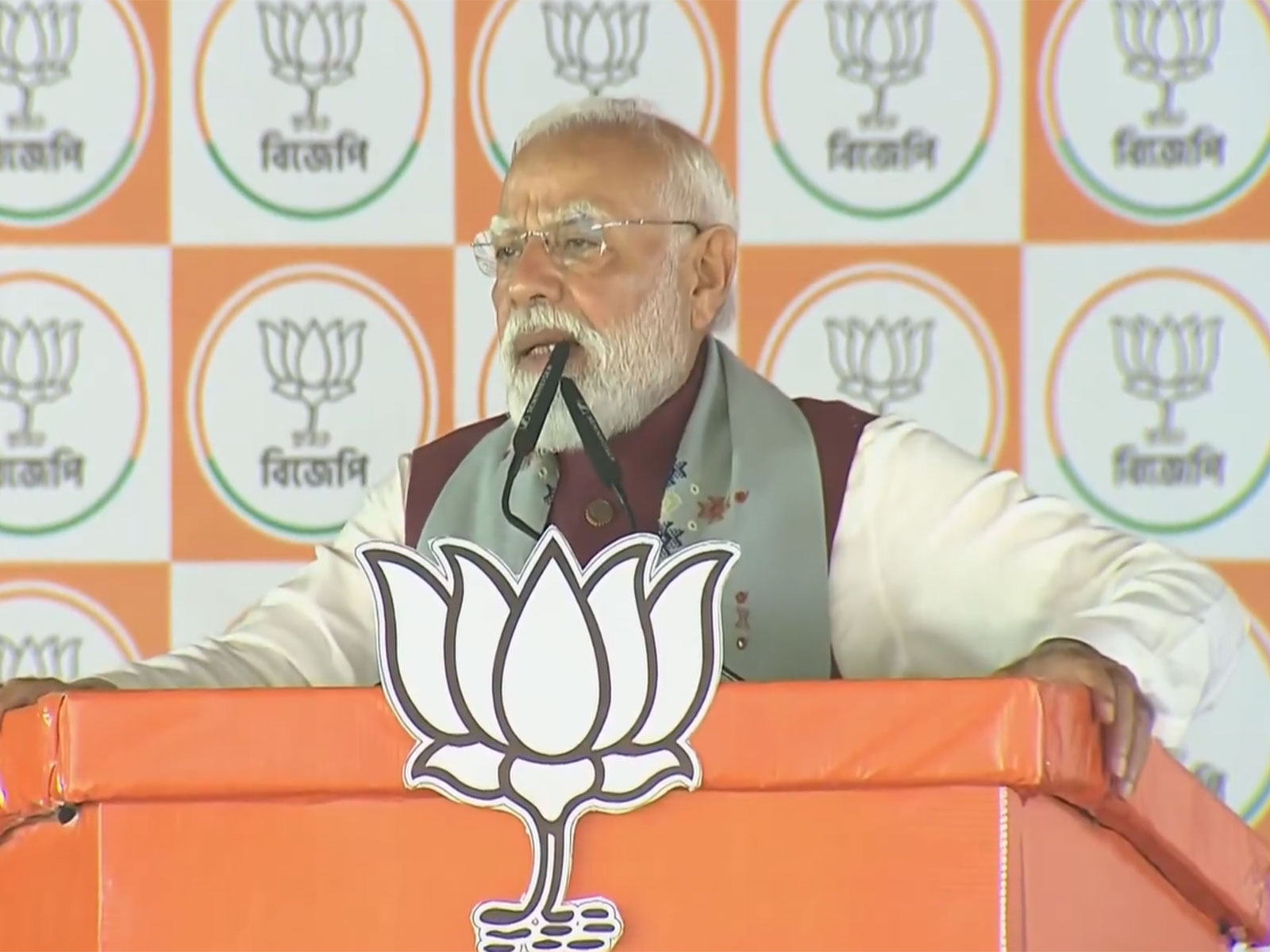 “May 4 is expiry date of TMC’s syndicate, reign of jungle law”: PM Modi in West Bengal rally