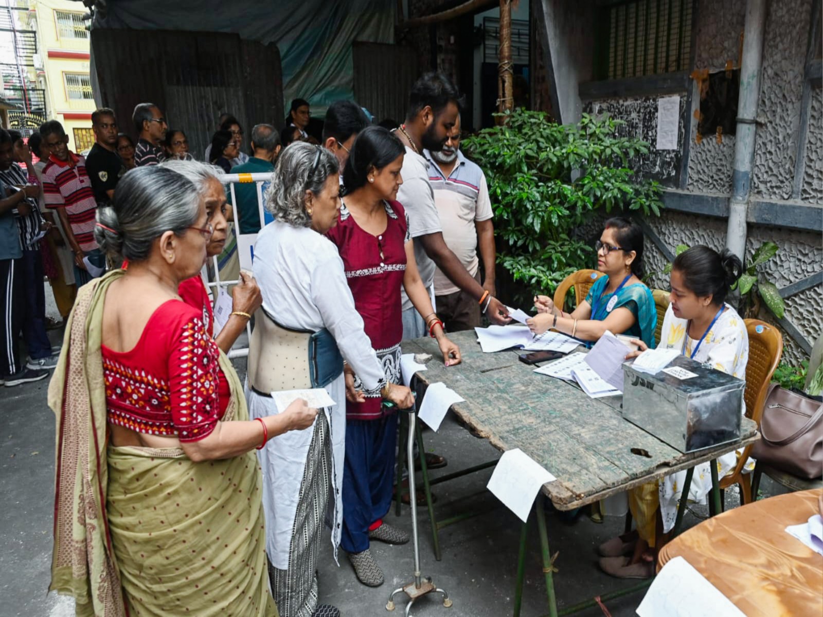 Polling concludes for high-stakes West Bengal assembly elections, 90% voter turnout recorded till 5 PM
