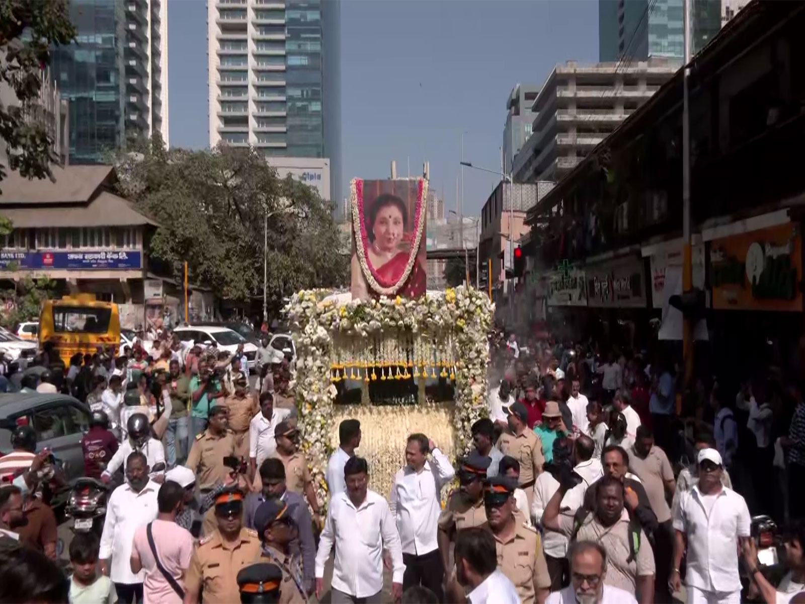 Huge crowd gathers in Mumbai to bid final farewell to legendary Asha Bhosle
