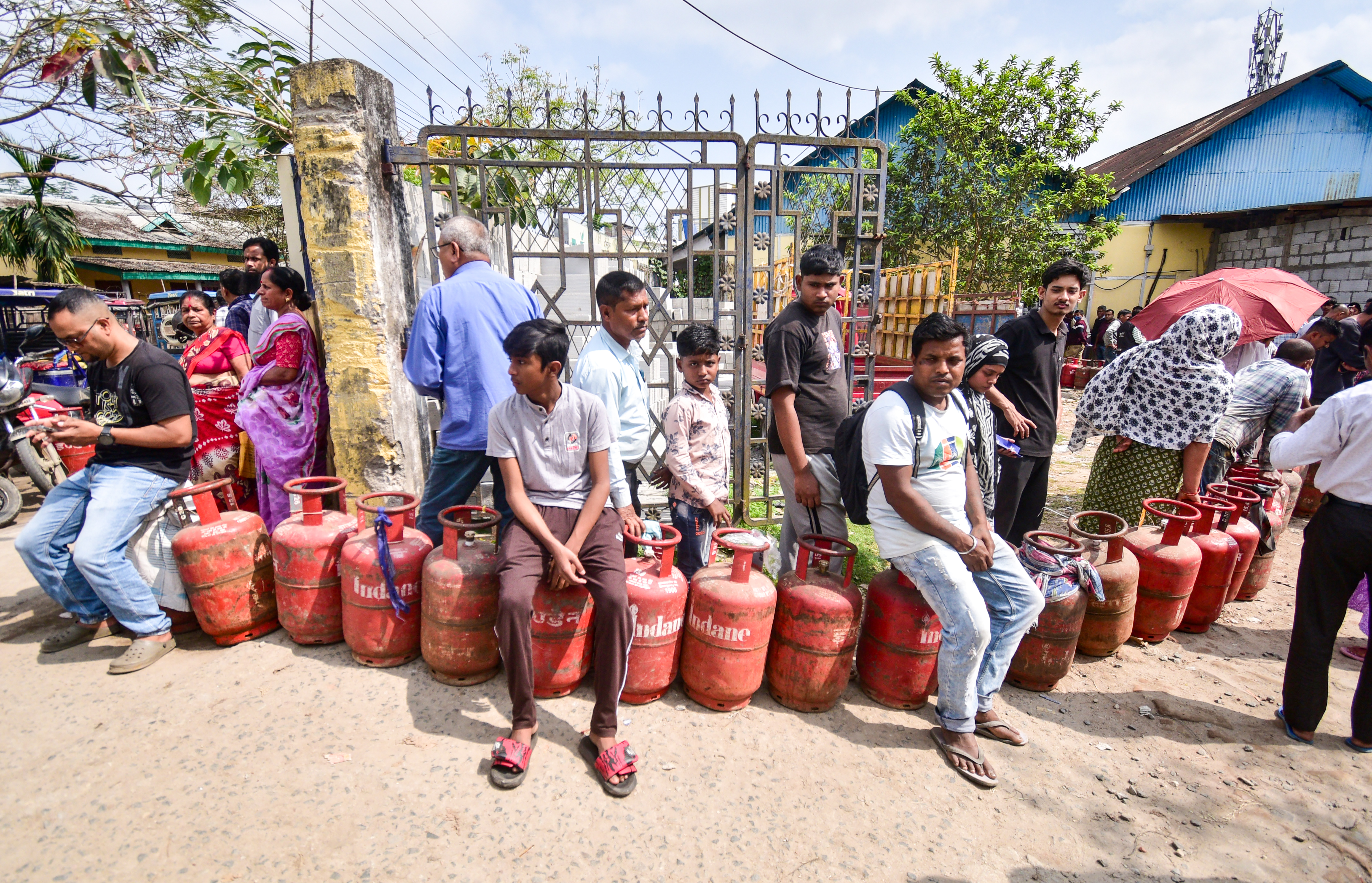 Mumbai Mein Commercial LPG Cylinder Mehenga, Aaj Se ₹3,024 Hua Price