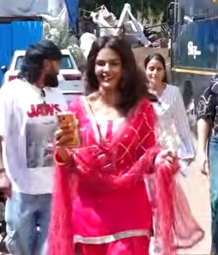 KANIKA MANN SPOTTED AT  NAAGIN 7 SET FOR SHOOT #celebrityspotted #bollywood