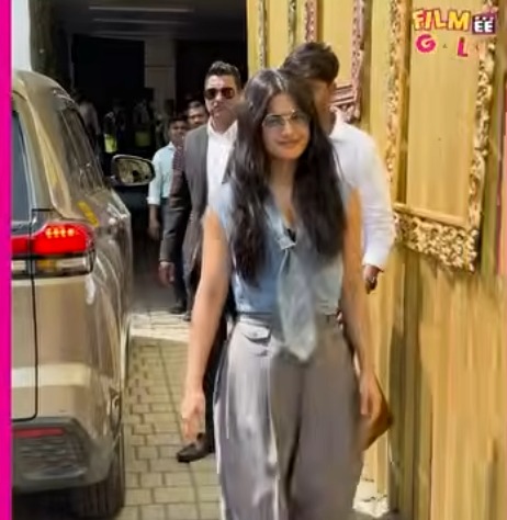 RASHMIKA MANDANNA SNAPPED AT PRIVATE AIRPORT KALINA