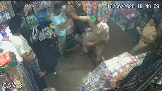 Namaskar Salim Bhai mera name ganesh gupta hai Oshiwara road anand nagar market mai meri shop hai shop ka name hai (New Sai Baba Biscuit Store )kal sham ke time pe kuch police officer aake  bina kisis karan ke mere chacha ke upper hath utha diye hai Mere chacha ka name Rajpati Gupta