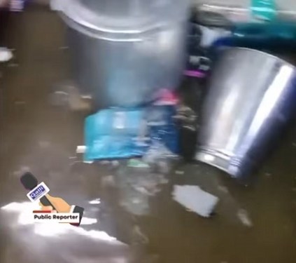 Ghar Me Ghusa Baarish Ka Paani, Malwani Malad Plto No 16, Gate No 5