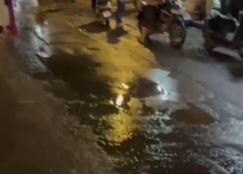 facing problem waterlogging   Location: malad East Dhanjiwadi