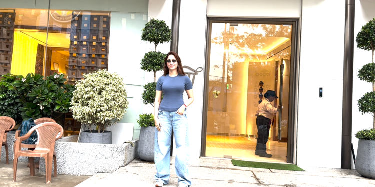 TAMANNAAH BHATIA SPOTTED AT JUHU