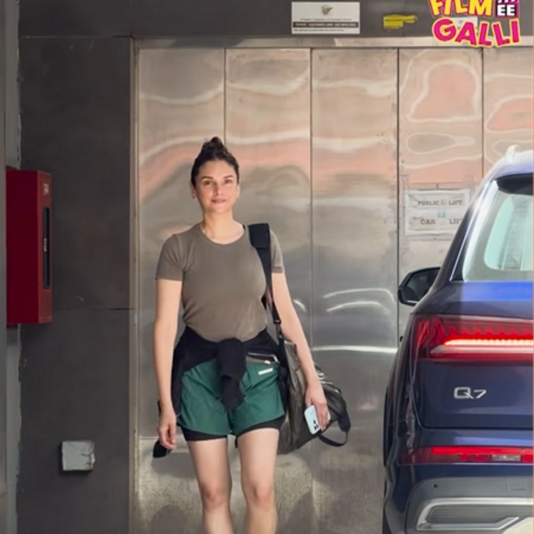 ADITI RAO HYDARI SNAPPED POST GYM IN BANDRA
