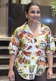 Actress Mahima Makwana’s Cool & Casual Look