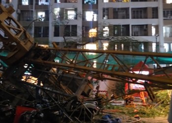 Crane Collapsed at JP North in Mira Road from 11th floor, which killed one person, seriously injured a woman,