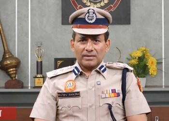 The Delhi Police appeals to all protesters to exercise restraint and cooperate with the police in maintaining peace and law and order