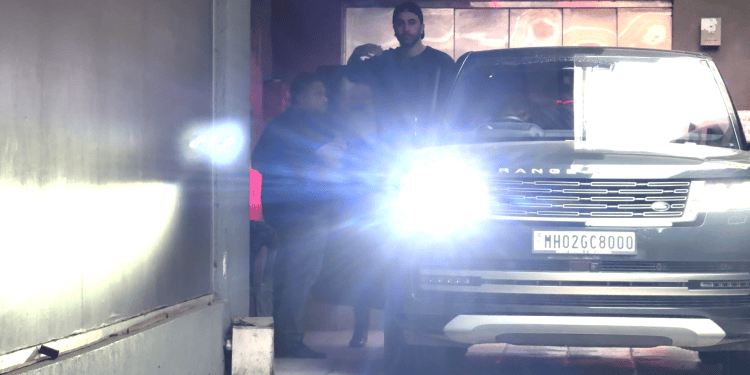 RANBIR KAPOOR SPOTTED IN BANDRA