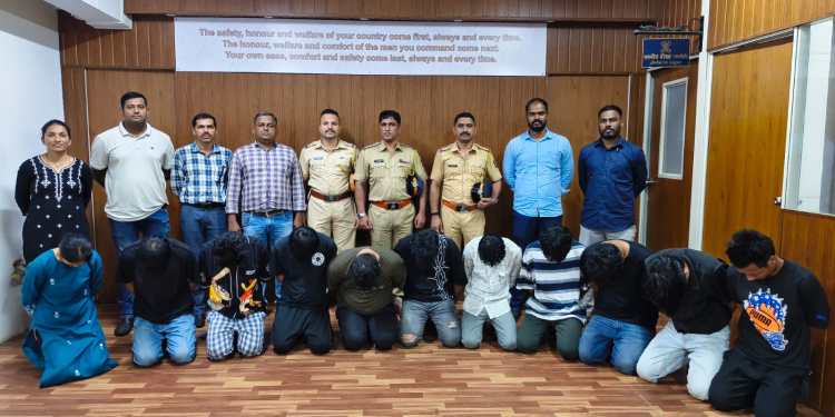 Mankhurd Police Ki Badi Karyawahi, Dehradun Se Chal Raha Fake Call Center Pakda Gaya; 11 Aaropi Giraftar