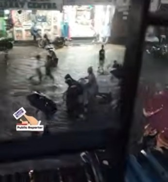 Waterlogging At Madanpura