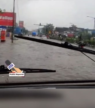 Waterlogging at Kurla LBS Road