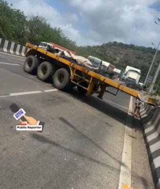 Lonavala ghat driver bhi aage cabin me hai niche ghat me ghir gya hai