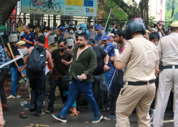 Centre moves SC seeking quashing of FIRs against student protesters