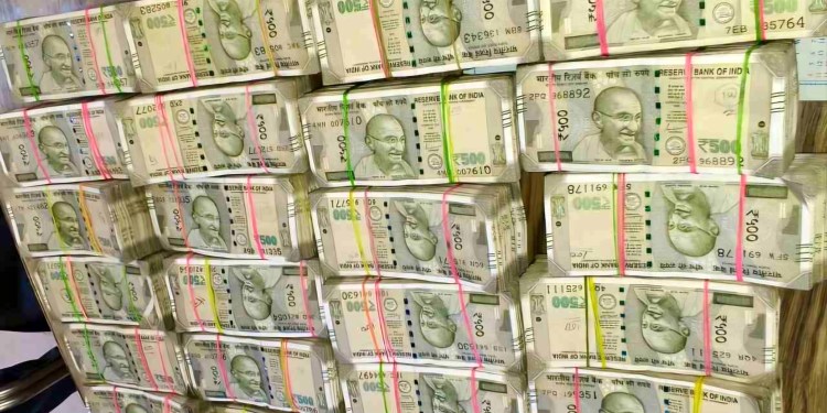 Cash worth Rs 50 lakh recovered from trolley in brick kiln in Bengal’s Durgapur