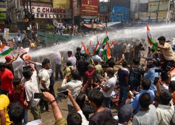 Patna student protest turns tense as police use water cannons; CRPF personnel deployed