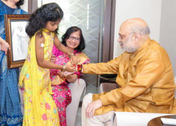 HM Shah celebrates Raksha Bandhan with girls suffering from Type-1 diabetes in Gandhinagar