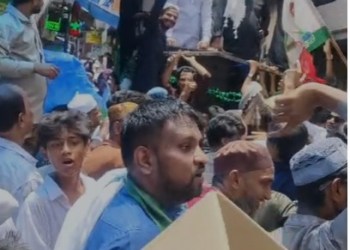 Badi Dhoom-Dhaam Se Nikala Gaya Eid Milad-Un-Nabi ﷺ Ka Juloos At Andheri West