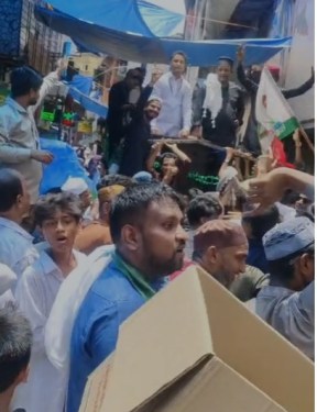 Badi Dhoom-Dhaam Se Nikala Gaya Eid Milad-Un-Nabi ﷺ Ka Juloos At Andheri West