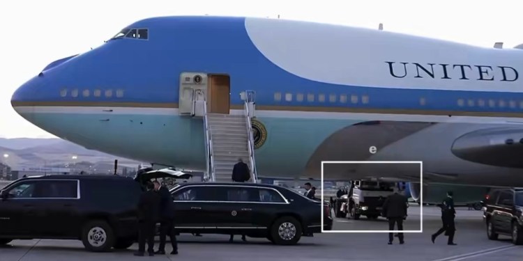Iran ke Humle K Dar S Trump Ko Air Force One Nahi, Catering Truck Se Karna Pada Secret Exit