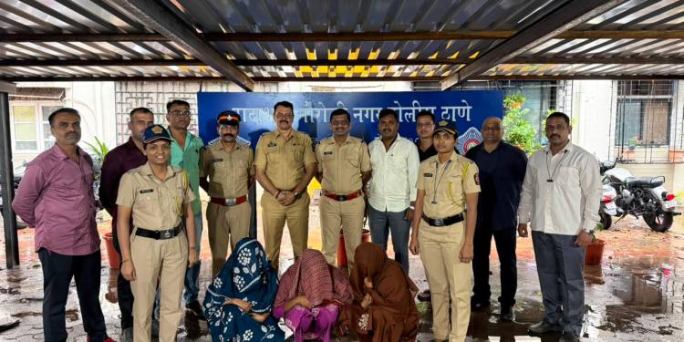 Ladies Purse Churane Wali Madhya Pradesh Ki Interstate Gang Ka DN Nagar Police Ne Kiya Pardafash, 3 Female Accused Arrest