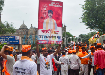 Shinde defends Maha 10 pc quota record; urges Jarange Patil to avoid Mumbai protest
