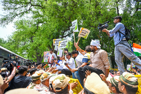 Congress turns SIR protest into political battle in MP; targets Election Commission