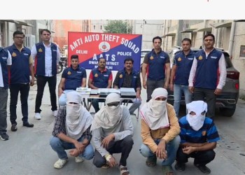 Illegal international call centre busted in Dwarka; five cyber fraudsters arrested for impersonating Amazon, Apple support agents