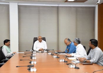 Gujarat govt moves to end use of plastic files, folders in offices