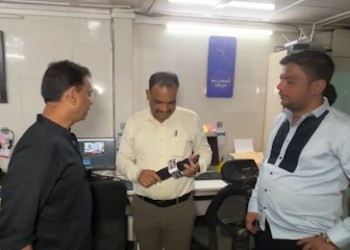 Thank you, PI Arun Thorat Sahab (Anti-Extortion Cell) and a dear friend, for visiting the Gallinews office. It was a pleasure having you with us.