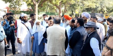 Masajid Aur SIR Ke Mudde Par Jantar Mantar Mein Protest, Muslim MPs Samet Kai Log Hirasat Mein.