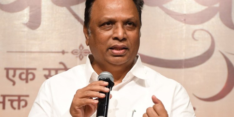 ‘Childish’: Maha Minister blasts Rahul Gandhi on MPSC protest remarks