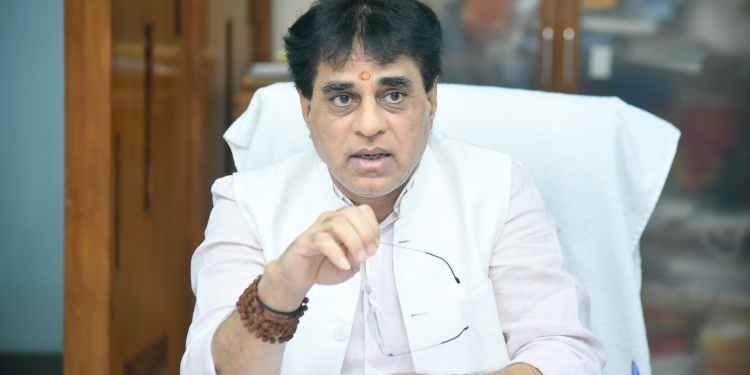 Gujarat: Five licences suspended after food safety checks at 1,407 hostels, canteens
