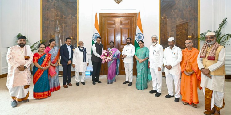 Maha govt invites Prez Murmu to Simhastha Kumbh Mela flag hoisting