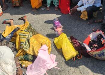 Jharkhand: Mother, four-year-old son killed after being hit by speeding truck in Hazaribagh