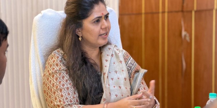 Maha govt unveils action plan to tackle fodder shortage in drought-hit areas