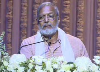 PARDAY PAR APNI DAMDAAR ACTING SE CHHA JAANE WALE NANA PATEKAR NAHI RAHE.