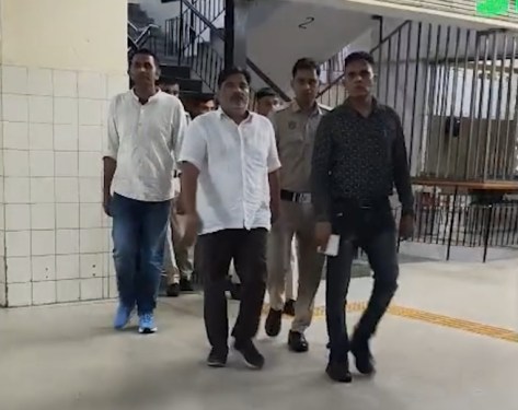 Delhi danga mamla: Tahir Hussain ko 2 saal ki jail, ₹10,000 ka jurmana.
