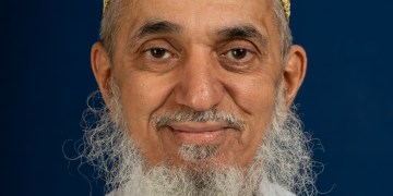 Shahzada Idris Badruddin, Brother of His Holiness Syedna Mufaddal Saifuddin, Passed Away in Mumbai
