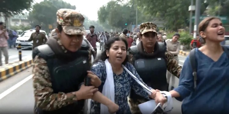 CJP protest underway, police detains protestors, visuals, soundbite: Inspector Vivek Sharma